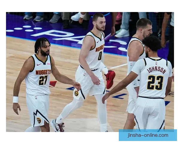 掘金豪取7连胜 约基奇15+17+12携穆雷37分横扫爵士